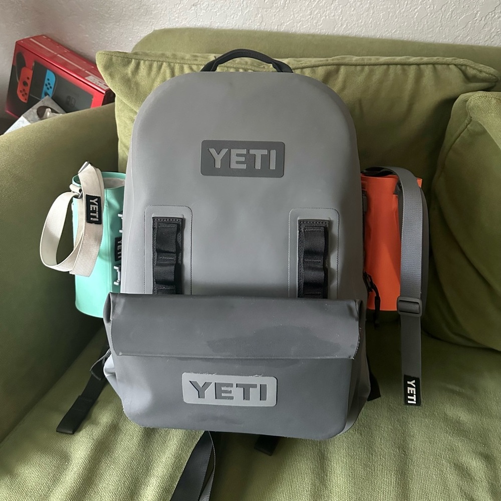 Yeti Panga 28 Submersible Backpack - Storm Gray✅